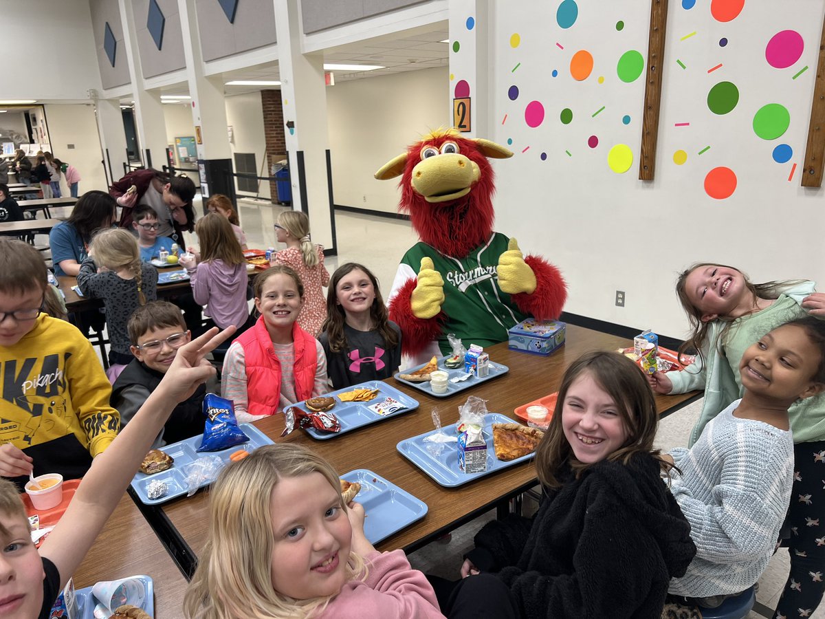 PASDLitCoach's tweet photo. Day 2 promoting the @Lancstormers reading program @NorthsideROARs with Cylo. Smiles all around. Read those books to earn a free ticket.  #Booksandbaseball #ThisIsPalmyra @PalmyraSchools https://t.co/ZESzq13c1F