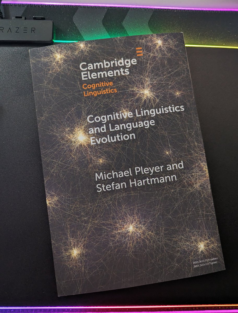Just received my copy! Out now with @hartmast: 'Cognitive Linguistics and Language Evolution' (Cambridge Elements in Cognitive Linguistics) doi.org/10.1017/978100… (Also available #OpenAccess) @CambUP_LangLing