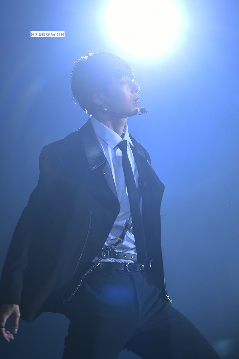 #형원시❣️
좋은밤이 되기를🌙