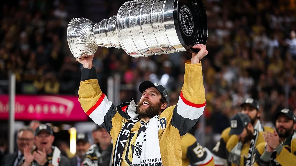 Happy to announce @ThePHWA Las Vegas Chapter’s nominee for the 2024 Bill Masterton Trophy is Alex Pietrangelo. Pietrangelo has remained a constant professional and veteran presence for the Golden Knights throughout his tenure in Vegas, though he wasn’t for a time last season. He