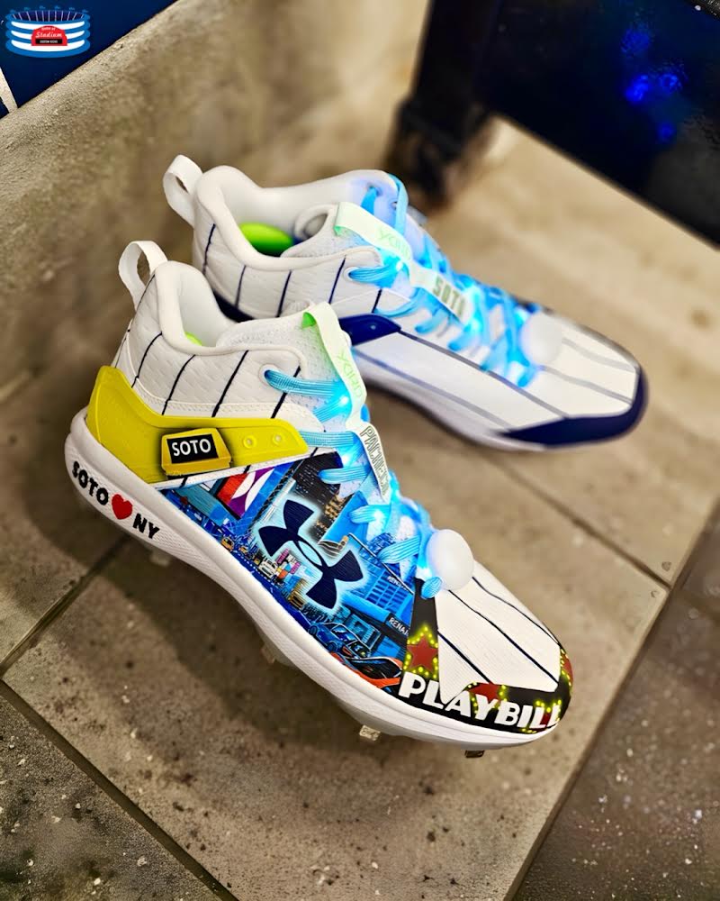 Juan Soto's custom cleats for the Yankees home-opener feature some of NYC's most iconic scenes and even have LED laces to represent the bright lights 🔥 (📸 via @darrenrovell, @stadiumck)