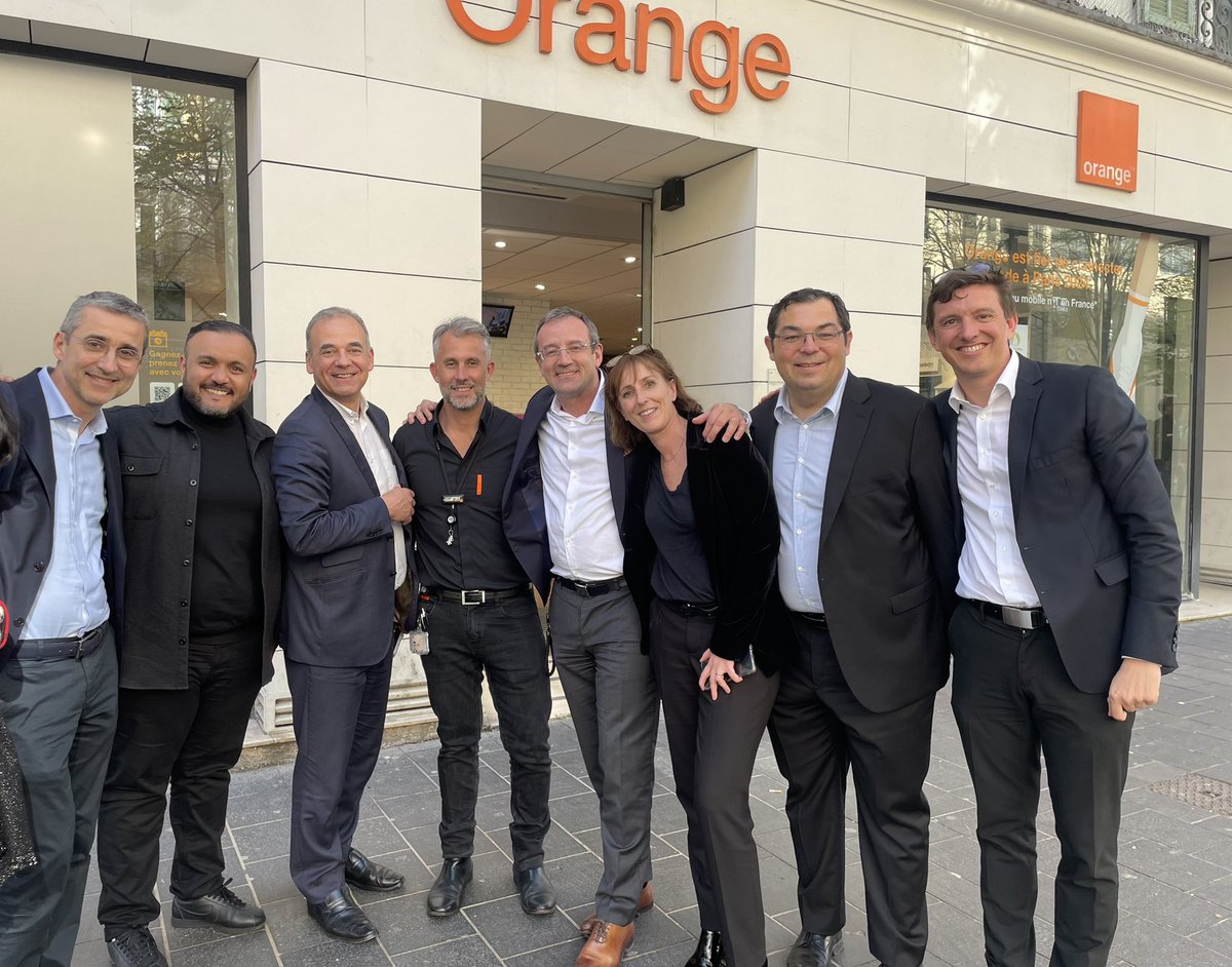 Aujourd’hui à Nice avec @LaurentMartinez pour rencontrer les équipes @OrangePACA afin d’échanger sur nos défis #2024. Merci pour ces échanges enrichississants autour de nos enjeux @orange_france @NDrouillet