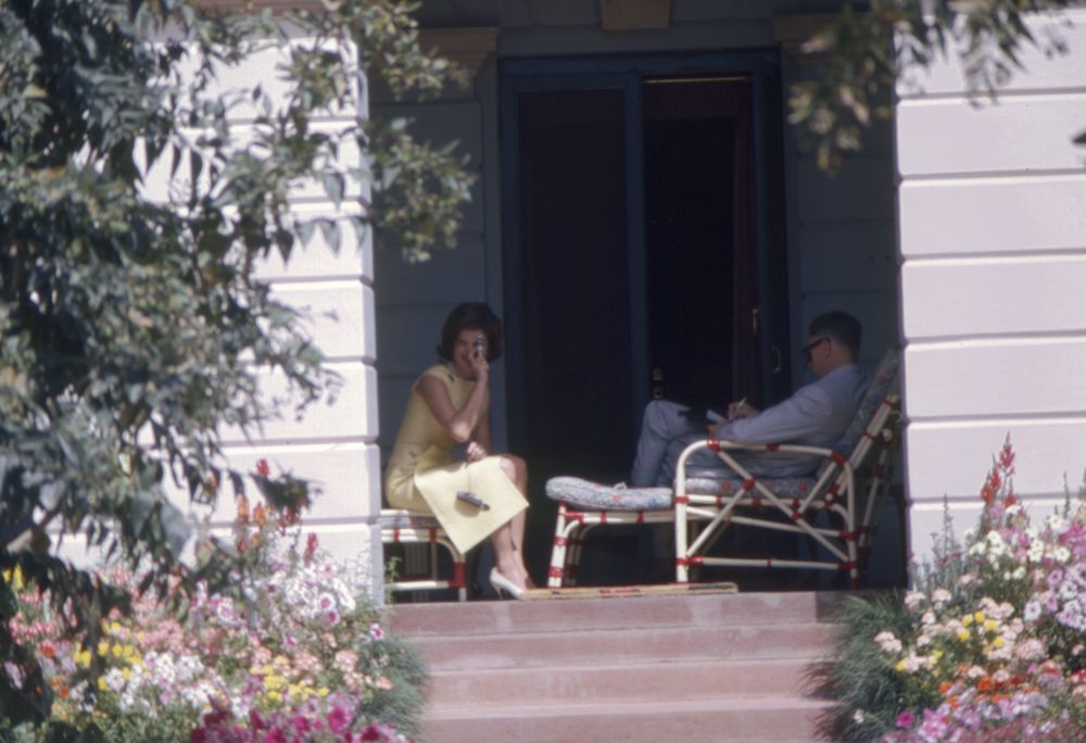 Say cheese! During some downtime during her trip to India, Mrs. Kennedy took a photograph of photographer Cecil Stoughton. #ArchivesSnapshot jfklibrary.org/asset-viewer/a…