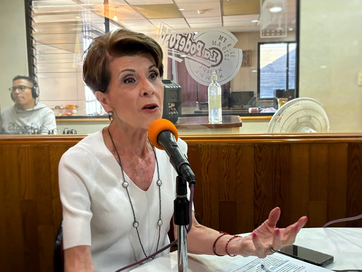 AdrianaRdzViz's tweet image. La atención a las #mujeres🟣 será mi prioridad, desde el #Senado vamos por acciones e igualdad de oportunidades que las empoderen y mejoren su calidad de vida. Muchas gracias a #LaPoderosa por compartir nuestras propuestas con su amable auditorio.

#AdrianaCandidataAlSenado 💪🏻🩷