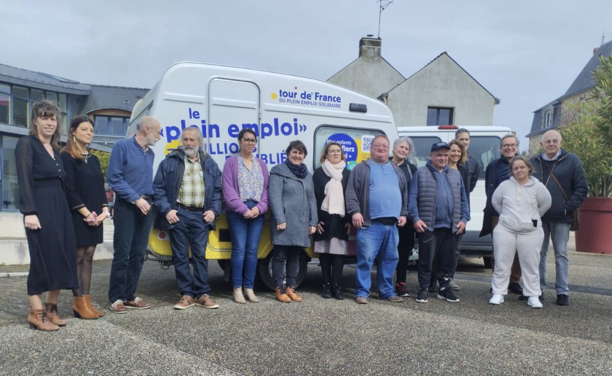 Le 1er Tour de France du plein emploi solidaire 2024 est passé par #plessé aujourd’hui : Patrick Valentin est venu à la rencontre de notre projet territoire zéro chômeur de longue durée avec des témoignages de volontaires et partenaires #tzcld #emploi