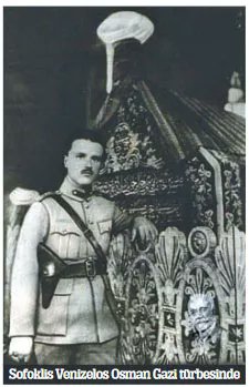 Bu fotoğrafa iyi bak ve dedelerine sor bakalım neredeymişler.