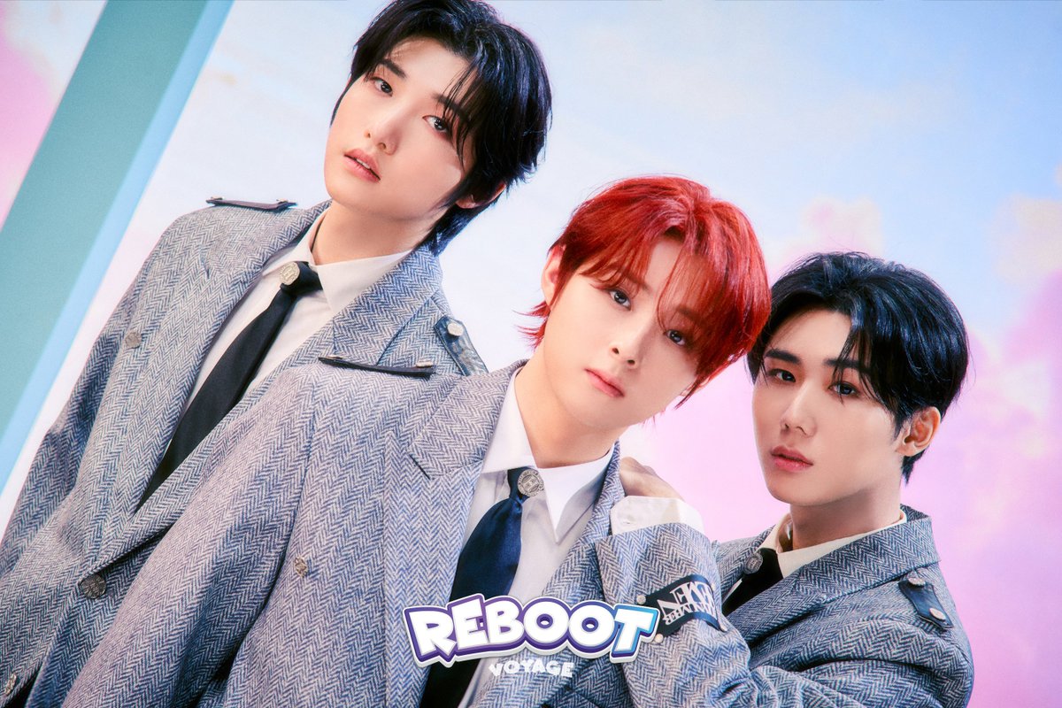 DKZ 2nd Mini Album [REBOOT]

🖼 CONCEPT PHOTO
VOYAGE ver.

🎶 2024.04.12 18:00 (KST)

#DKZ #디케이지
#REBOOT
#세현 #SEHYEON
#민규 #MINGYU
#종형 #JONGHYEONG