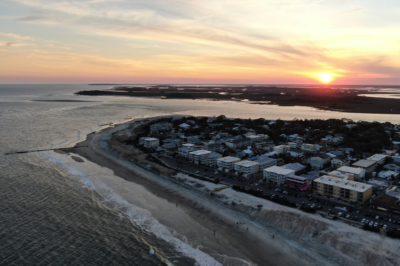 912vacation's tweet photo. The sights, the sounds, the tastes, the memories....ohhhh it's Tybee Island!!🥰 https://t.co/MaIof8dKrY