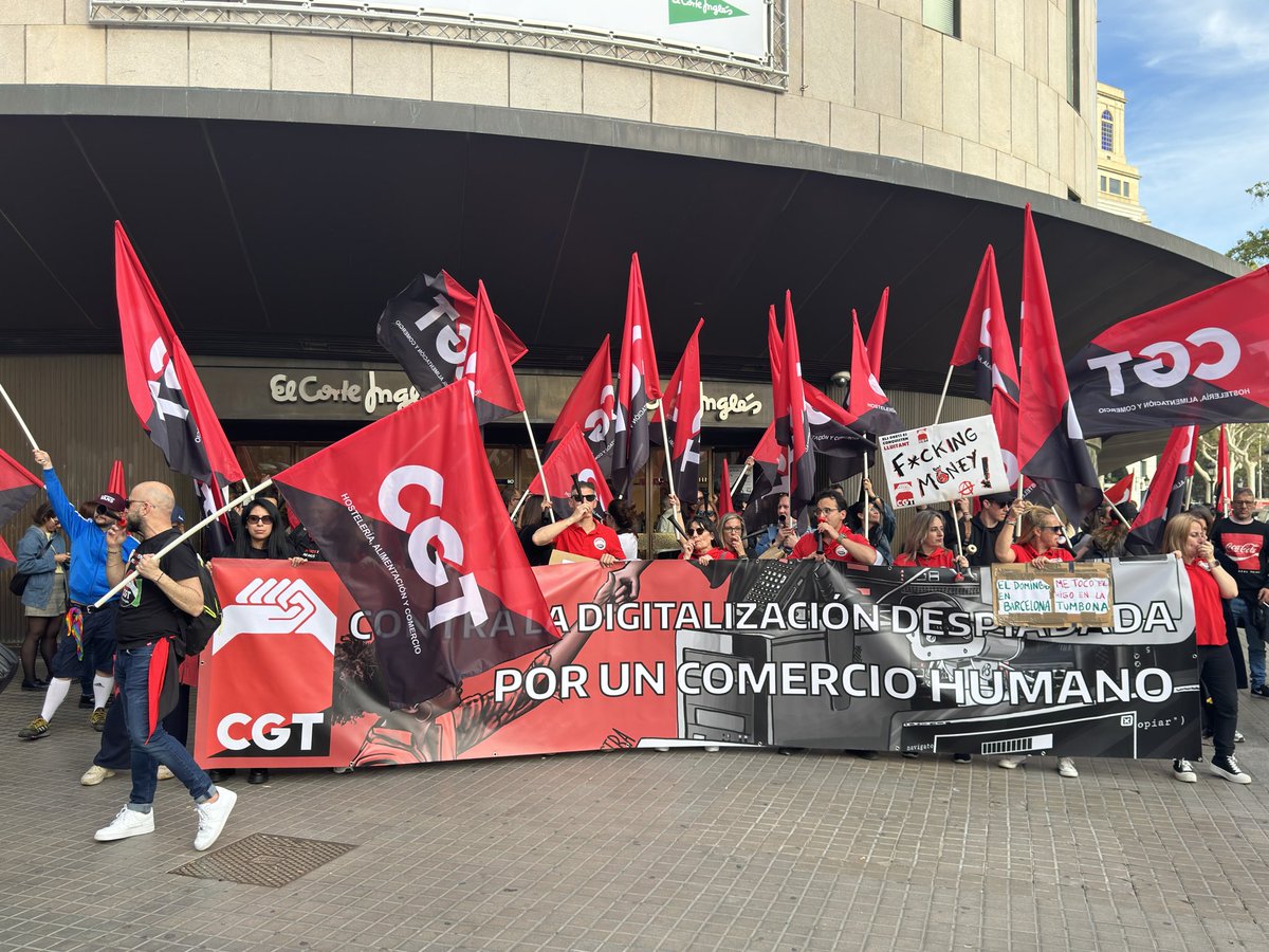 Solidaridad y apoyo mutuo en las luchas. Por una vida y un trbajo digno! 👊🏽👊🏽👊🏽

<a href="/CGT/">CGT</a> siempre en la calle 📢 🔴
<a href="/hm/">H&M</a> <a href="/elcorteingles/">El Corte Inglés</a> <a href="/Apple/">Apple</a> <a href="/ZARA/">ZARA</a> <a href="/stradivarius/">Stradivarius</a> <a href="/InditexSpain/">Inditex España</a>