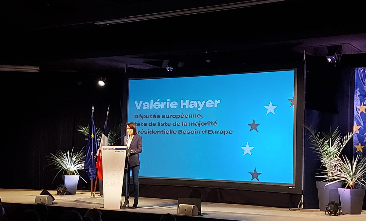 VincentThiebaut's tweet photo. Aujourd'hui nous avons le plaisir d'accueillir @ValerieHayer à #Besançon avec @EPhilippe_LH et @HorizonsLeParti pour défendre notre vision européenne 🇪🇺 https://t.co/Kt4tqXCH2L