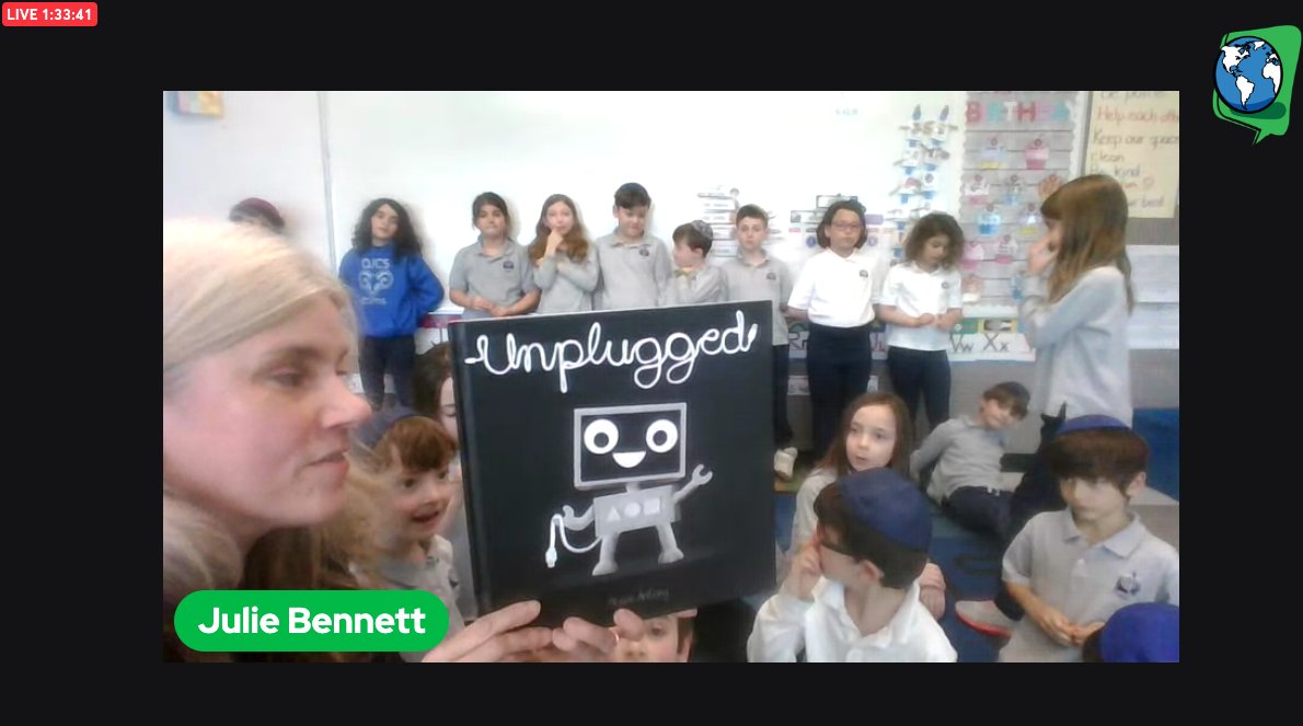 SMILELearning's tweet image. Learning #DigCit with 1st graders in Canada at the #GlobalStudentShowcase 
Come listen!
youtube.com/watch?v=qoqaxa…