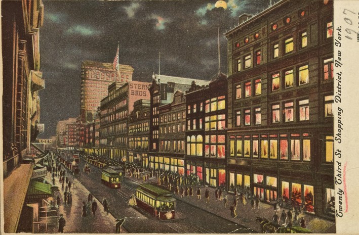 One of my favorite #vintage night views of the City because I'll be seeing this in a few hours when I pick up a bonus AM shift on @1010WINS -- 92.3 FM too!

From the NYPL Digital Collections. 

#radio #news #NYC #morningnews #morningradio #writerslife #mystery #mysterywriter