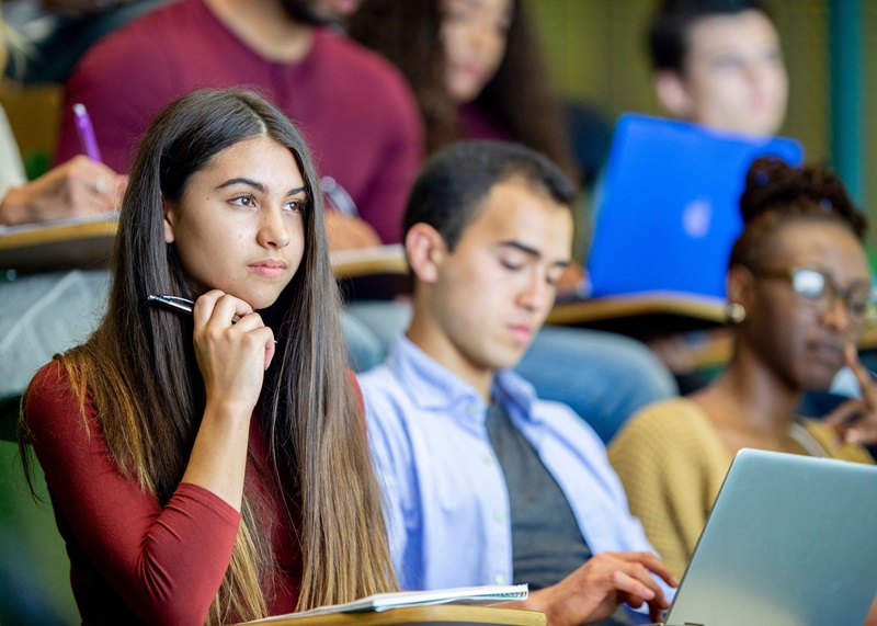 👥 The next generation of professionals in the Canadian property and casualty insurance industry are key to a looming talent crisis. 🔎 Learn more about the benefits to exploring career options in this field in the @CdnUnderwriter: canadianunderwriter.ca/professional-d…