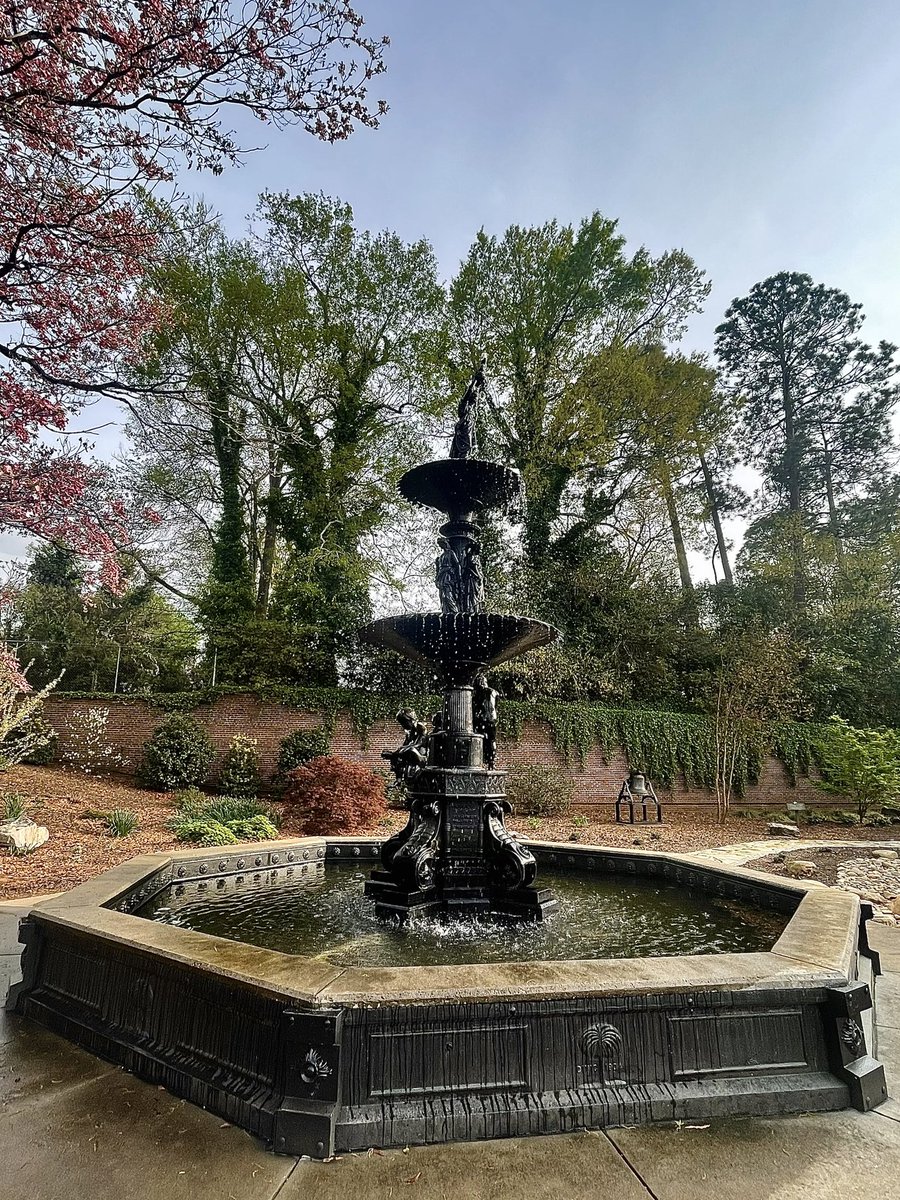 Loving the touches of spring, everywhere I look. 🌸 @AndersonMuseum #photography #spring #fountain