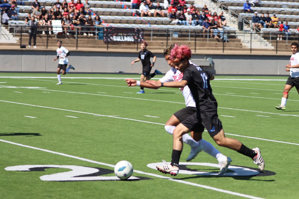 Halftime in Tyler Wilmer-Hutchins 0 Kilgore 0 4A Region 2 Semifinal