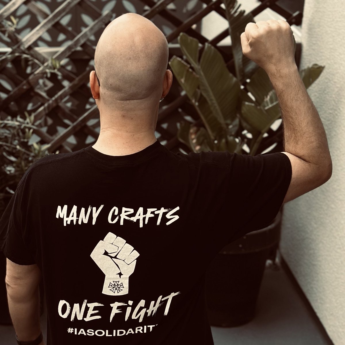 Happy #Solidarity Shirt Friday! Several @IATSE west coast locals are still in negotiations for their next contract, so let’s get a fair deal. Nothing happens without the crew! #OneFightFridays #unionstrong #IASolidarity #IATSE #ManyCraftsOneFight #NothingHappensWithoutTheCrew