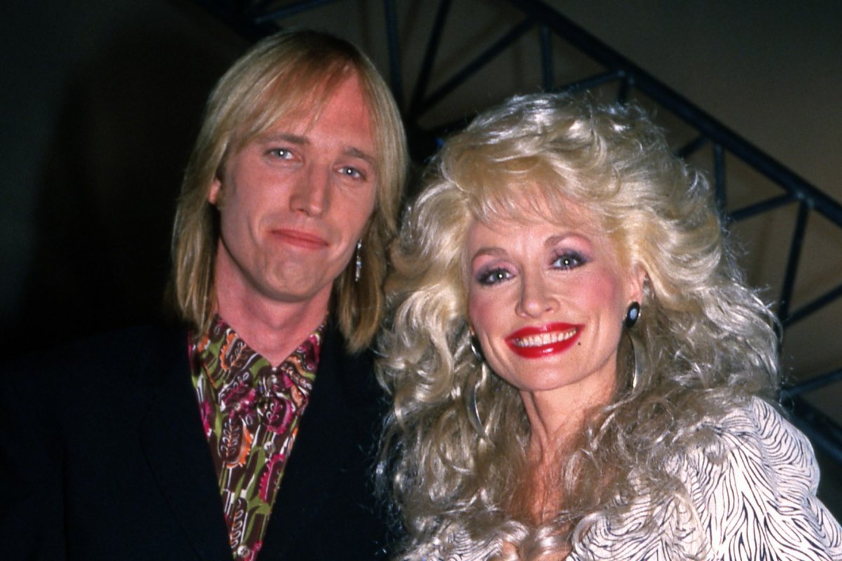Dolly Parton honored Tom Petty with a gorgeous cover of his 1985 song, “Southern Accents.' Listen here: rollingstone.com/music/music-ne…