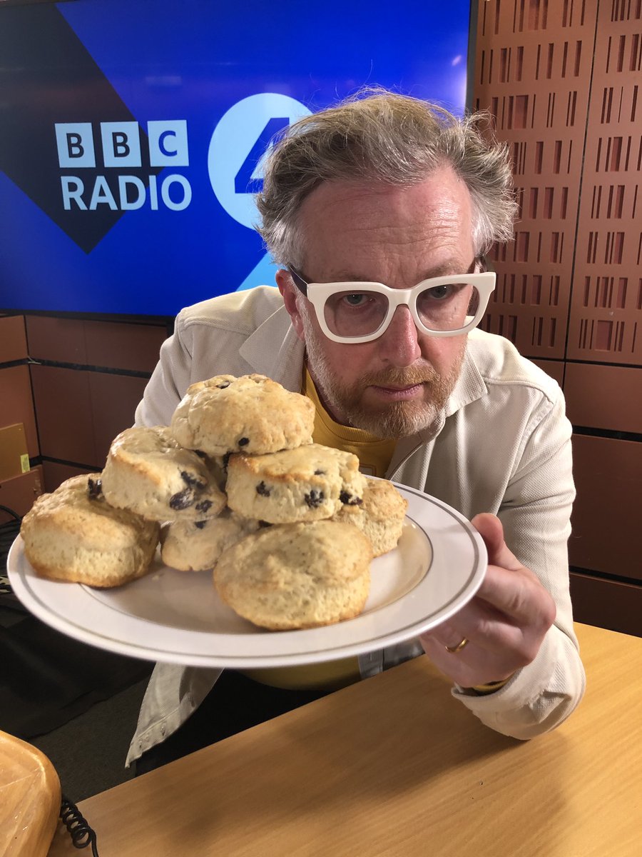 Tonight @BBCFreeThinking crosses the streams to @BBCRadio4. Is Hobbes’ Social Contract about to expire? How coherent is ABBA’s Weltanschauung? Are these scones secretly woke? @jameskirkup Sophie Scott-Brown @Joanne_Paul_ & @smithbarryc on the case at 9pm. bbc.co.uk/programmes/m00…