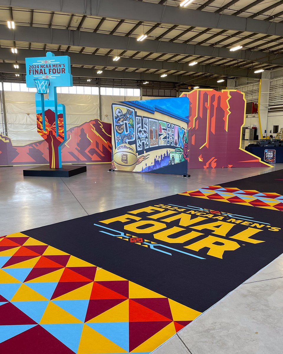 Our 🔥 Men's Final Four designs have transformed Phoenix into a basketball oasis.

#S127 #MFinalFour #marchmadness #eventbranding #collegebasketball