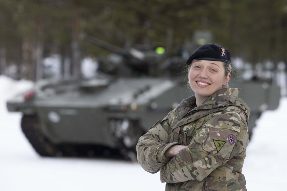 Lance Sergeant Lucy Heddington is one of the top vehicle mechanics working with Ajax 🛠️ Alongside the new armoured vehicles, Lucy took part in the recent cold weather trials in Swedish Lapland, proving her resilience in freezing conditions🥶 Read more ⬇️ army.mod.uk/news-and-event…