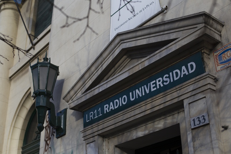 #Ahora en <a href="/notasdepapel1/">Notas de Papel</a> | 100 años de Radio Universitaria📻🥳
  
👉La radio universitaria más antigua del mundo cumple 100 años y es de La Plata: pública, plural y pionera <a href="/radioulaplata/">Radio UNLP</a> 🎂

📻FM103.3
🔗radio.unr.edu.ar