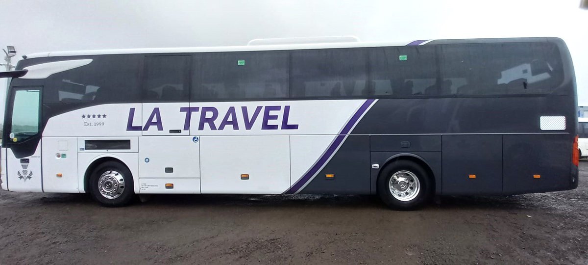 ApexSigns's tweet image. Another two coaches done and ready to go for LA Travel Edinburgh. 

Move your business to the next level with effective vehicle graphics. 
#signs #vinyl #edinburgh #graphics #teamwork.