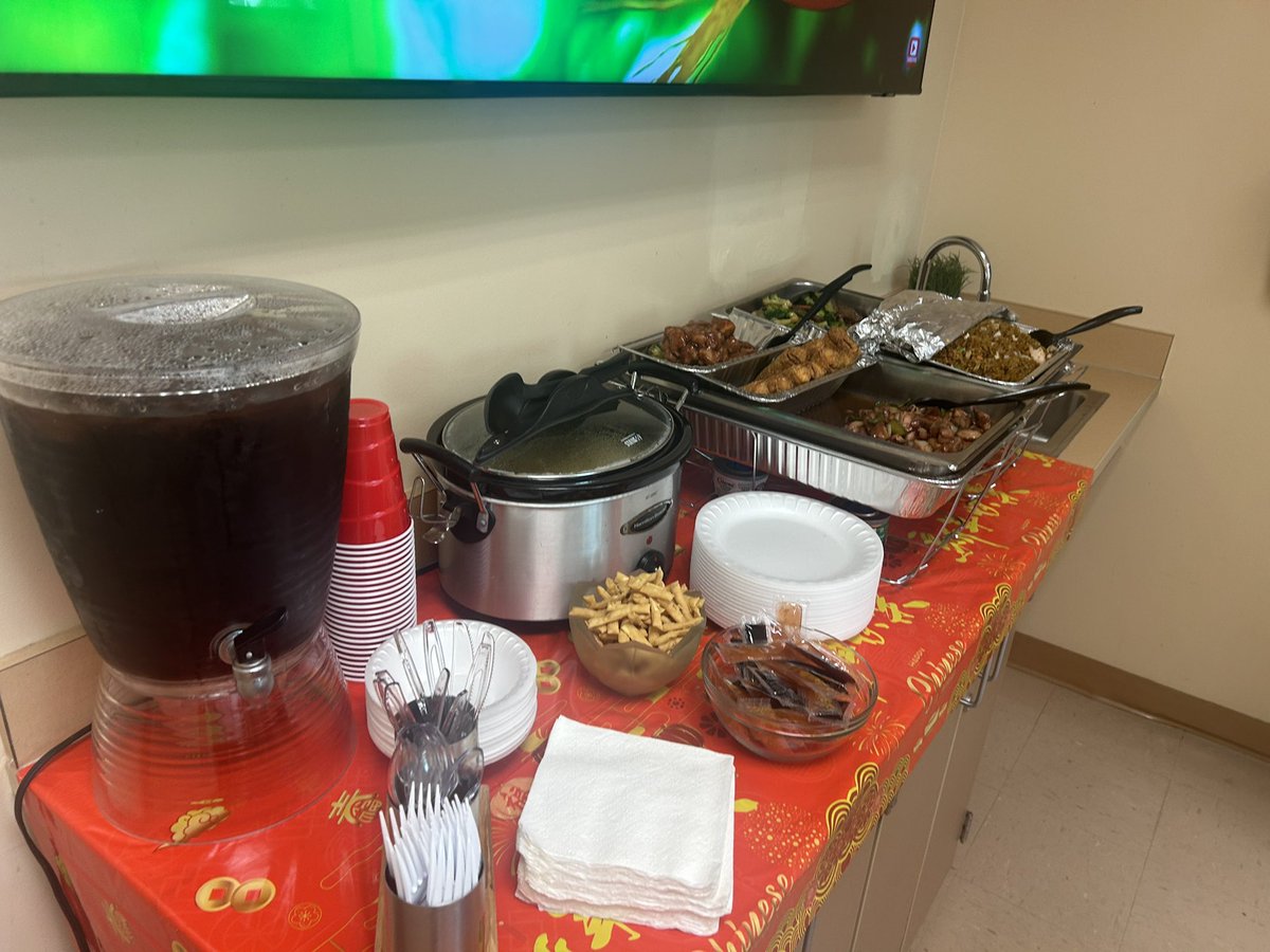 Palm Springs Middle tweet media