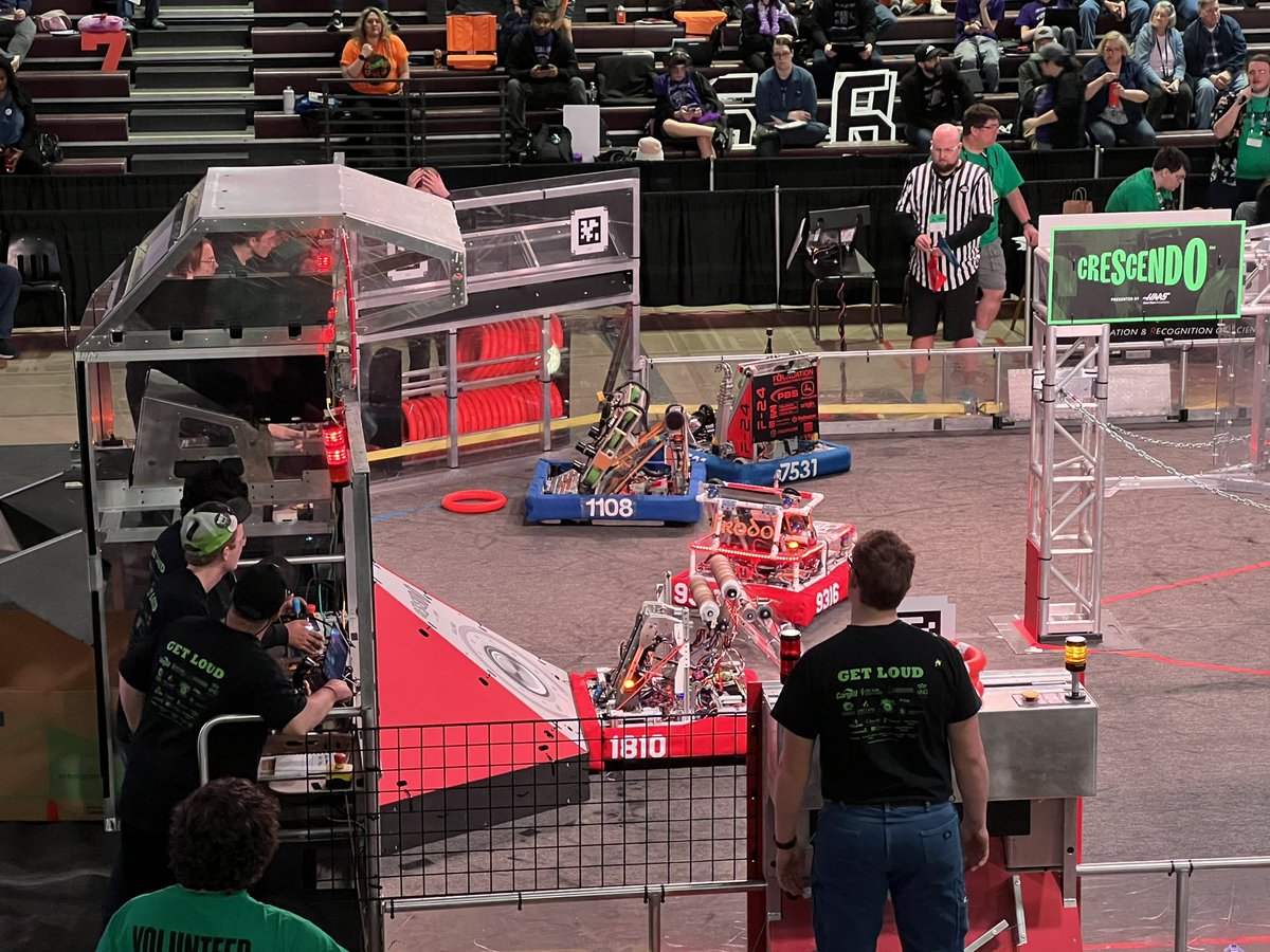 swartz_c's tweet image. Wonderful to see our two teams 1810 &amp;amp; 9316 strategically working together during the 2024 First Robotics Competition Qualification Matches - Greater KC Regional.  Robotics builds character, confidence, and resilience! @FRCTeams @USD_232 @DeSotoWildcats @mvjaguars