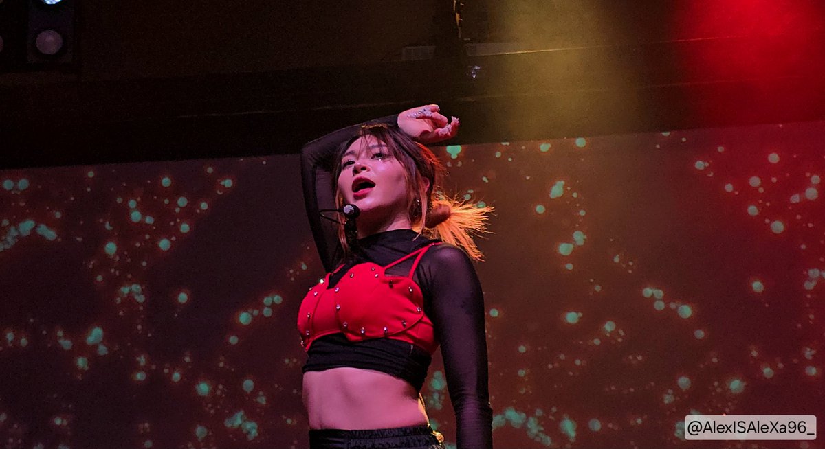 KimSeriUpdates's tweet photo. #AleXainTulsa β¨οΈπ
#AleXa #μλ μ¬ #sickofyoutour @AleXa_ZB https://t.co/skC0sNBcgx