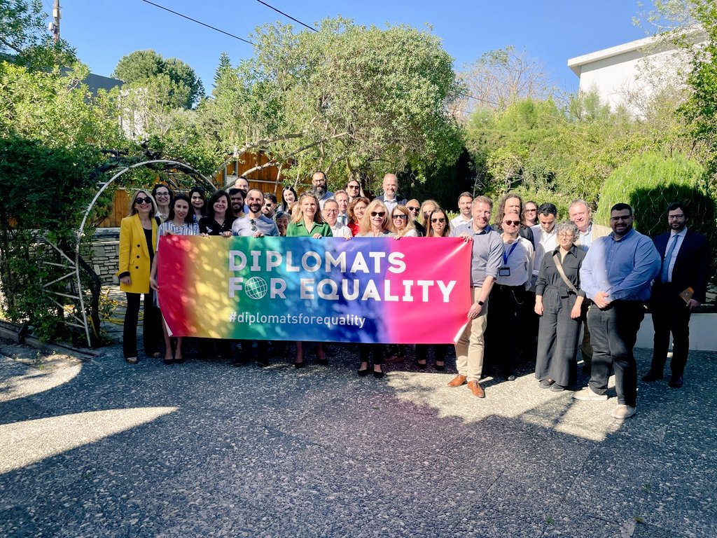 Together with the @UKinCyprus, we co-hosted a meeting of #Diplomats4Equality in Nicosia today. Fellow network member Embassies and @CyprusMFA and @EUCYPRUS welcomed Cypriot #LGBTQI+ activists in preparation of our work for this year's #IDAHOBIT 2024 next month and Cyprus Pride.