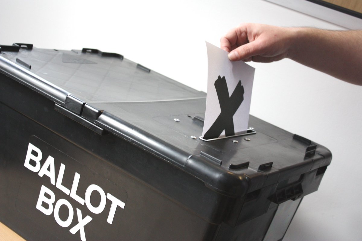 The candidates nominated to stand in the borough and Lancashire Police and Crime Commissioner (PCC) elections on Thursday 2nd May have been announced. burnley.gov.uk/council-democr…