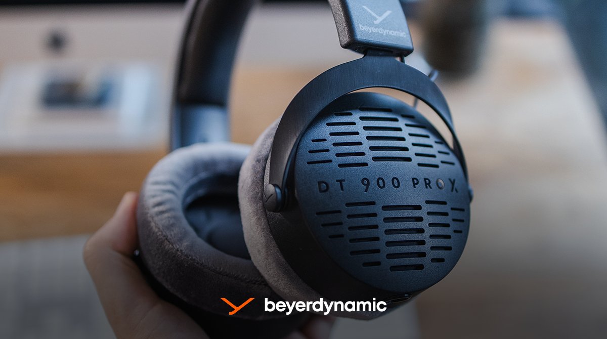 Did you know that the fast response of the STELLAR.45 sound transducer & the detailed transient response create a sound that is always reliable & distortion free even at high sound pressure levels? Find out more about our DT 900 PRO X now: fcld.ly/dt900prox 🎧 #beyerdynamic