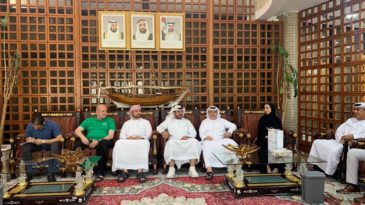watanuae's tweet photo. مشاركة د. عبدالله الكعبي وموظفي مكتب عبدالله الكعبي للمحاماة والاستشارات القانونية في تغليف وتجهيز وجبات الإفطار للأسر المتعففة والعمال✨. 
.
#مكتب_عبدالله_الكعبي_للمحاماة_والاستشارات_القانونية #فريق_الوطن_التطوعي #فطوركم_علينا #العين #ابوظبي #الامارات https://t.co/DIcCXCiDPK