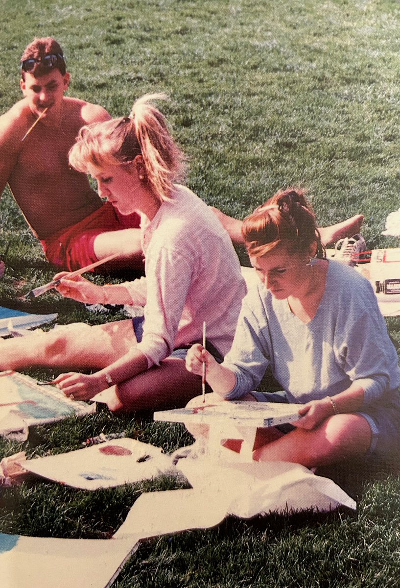 FordhamAlumni's tweet photo. Before Taylor Swift ever laid claim to 1989, Fordham’s class of 1989 knew how to have a good time! Come back to campus for Jubilee Weekend May 31 - June 2 to reconnect and celebrate with your classmates! Register now at the link below.

https://t.co/blcabHeU5J https://t.co/IEXY6qohmi