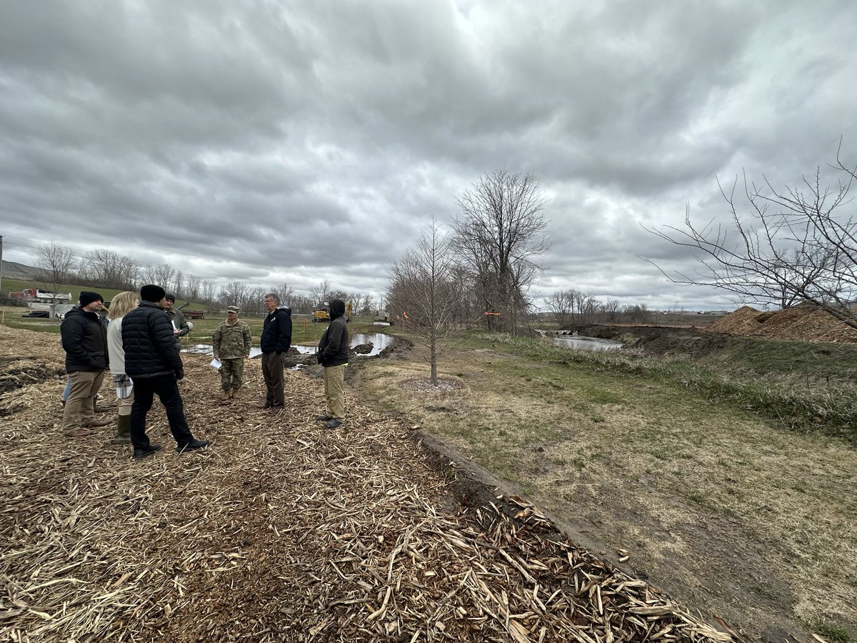 Great to be out in the field yesterday with @USACERockIsland to see improvements to the Coralville Lake Visitor Center funded by @POTUS #BIL funds. Also, toured an innovative stream mitigation bank at Clear Creek that will restore important freshwater resources in Iowa.