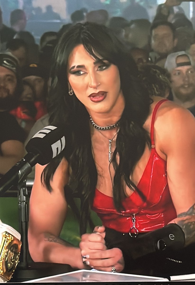 Just when I think Mami couldn’t get any better! Wow <a href="/RheaRipley_WWE/">RheaRipley_WWE</a> 

Mami is ALWAYS on top! Let’s get it! 🙌🏼

#WrestleMania #Wrestlemami #WWE