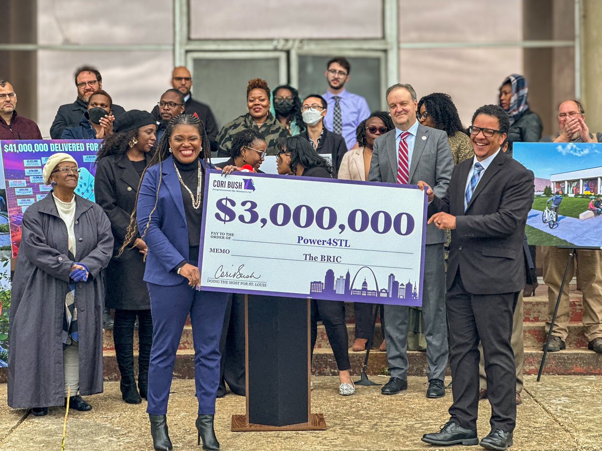 As a survivor of gun violence myself, when Dr. @lj_punch came to us for a grant to help expand The BRIC (Bullet Related Injury Clinic), I knew we had to get it done. I’m proud to deliver $3 million in funding for North St. Louis—16x the amount requested—to help save lives.
