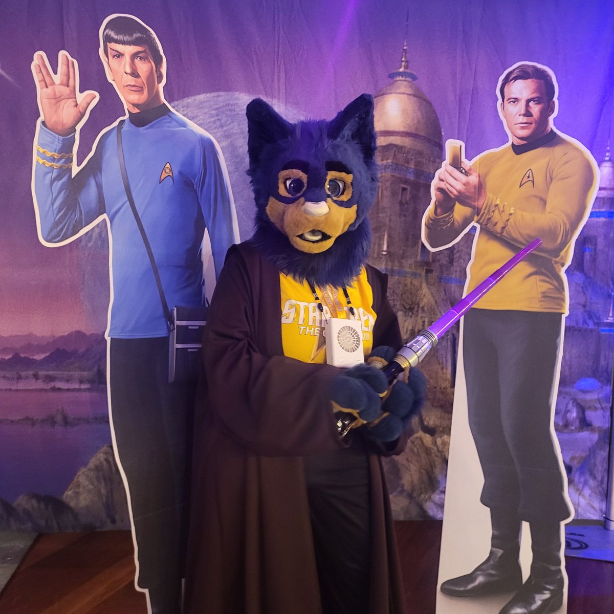 Happy #FursuitFriday & #FirstContactDay! Had the pleasure of meeting the legends Spock & Kirk 🤭

#StarTrekCruise #StarTrekTheCruise #StarTrekTheCruiseVII