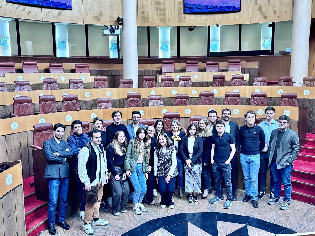 Maupertuis_N's tweet photo. Grande émotion au moment de clore ma 1ère présidence de l’Assemblea di a Giuventù. 
Depuis 2021 nous avons appris à travailler ensemble dans le respect des convictions de chacun. 
À ringrazià vi per u vostru impegnu ! 
Ùn appiate paura di l’avvene! 
Bona furtuna ! https://t.co/iKgS4de7lF