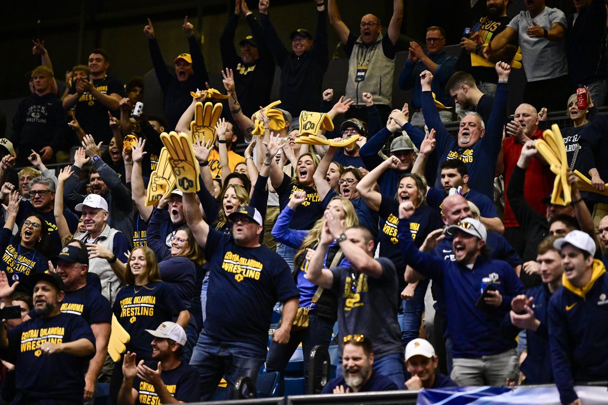 UcoWrestling's tweet photo. We couldn’t end the season without giving a big THANK YOU to our Broncho Wrestling family. Your support was a big role in our success this season and we couldn’t have done it without you all! RollChos!🌀🐴

#UCOWrestling x #RollChos https://t.co/d9JFjfX97B