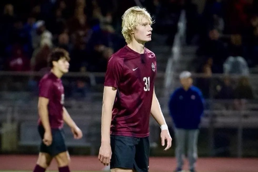 FAT BOY’S PIZZA Player of the Month: Elgstrom propels Cinco Ranch to historic playoff run⚽️ “For us seniors, this moment has made us want to play harder because we don’t want it to be our last game.” ✍️ @MatthewOgle777 READ:vype.com/Texas/Houston/…