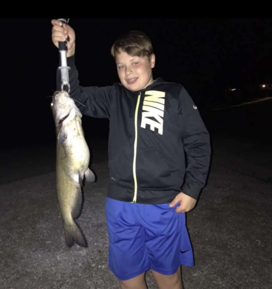 traxvay's tweet photo. @judgefn6 @ishowspeedsui still into fishing sam?? https://t.co/cP4goWvDNK