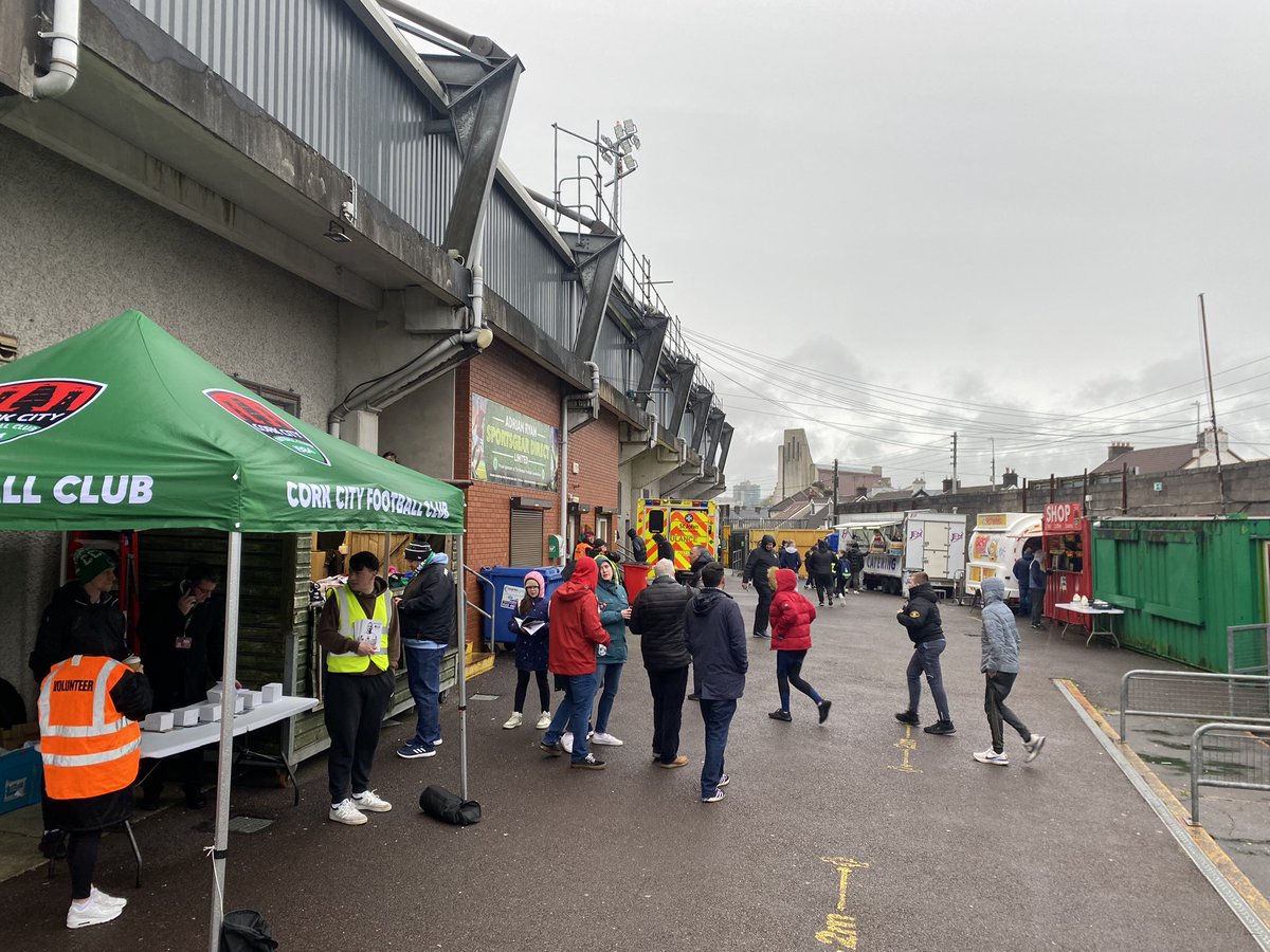 A bit of change at the Cross tonight, as our Merchandise Store has shifted to a new location behind the Curragh Road Stand, as well a new food offering added to the lineup ✅

Make sure to pop over! 👋🏼

#CCFC84