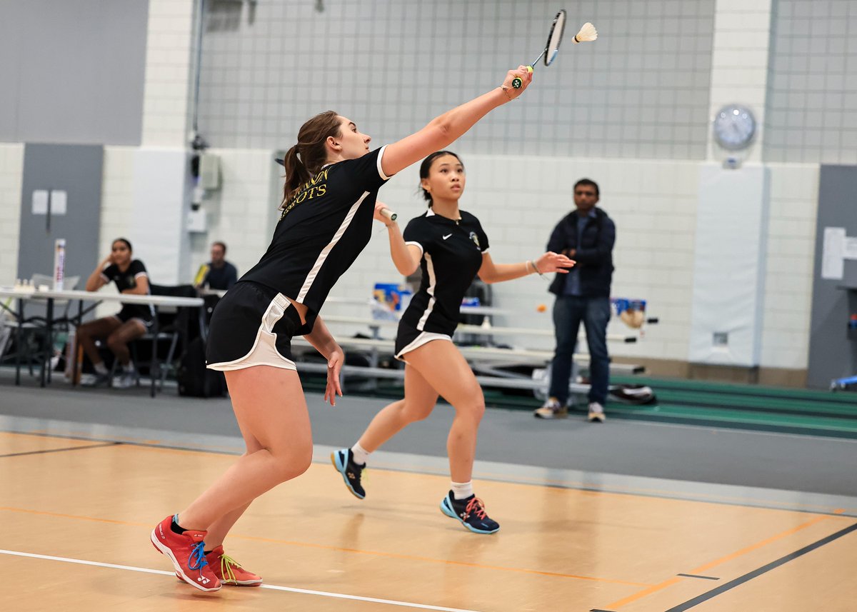 The Stevenson badminton team dominated their opponent once again, capturing a conference win over Libertyville, 18-0. Way to go, Patriots! 💚💛Go luck this season! @SHSPatRiot 📸 @joellerner