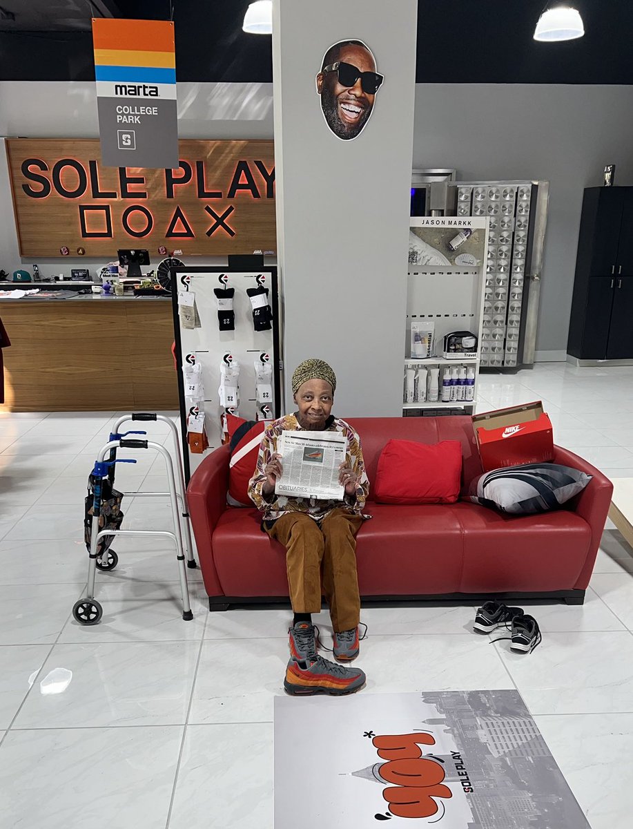 writegavinwrite's tweet image. Owner of Sole Play ATL just sent me this photo of a longtime ⁦⁦@ajc⁩ subscriber who read the article about the new Air Max 95 Atlanta and showed up to buy a pair. She brought her AJC, too. FILA. #404Day