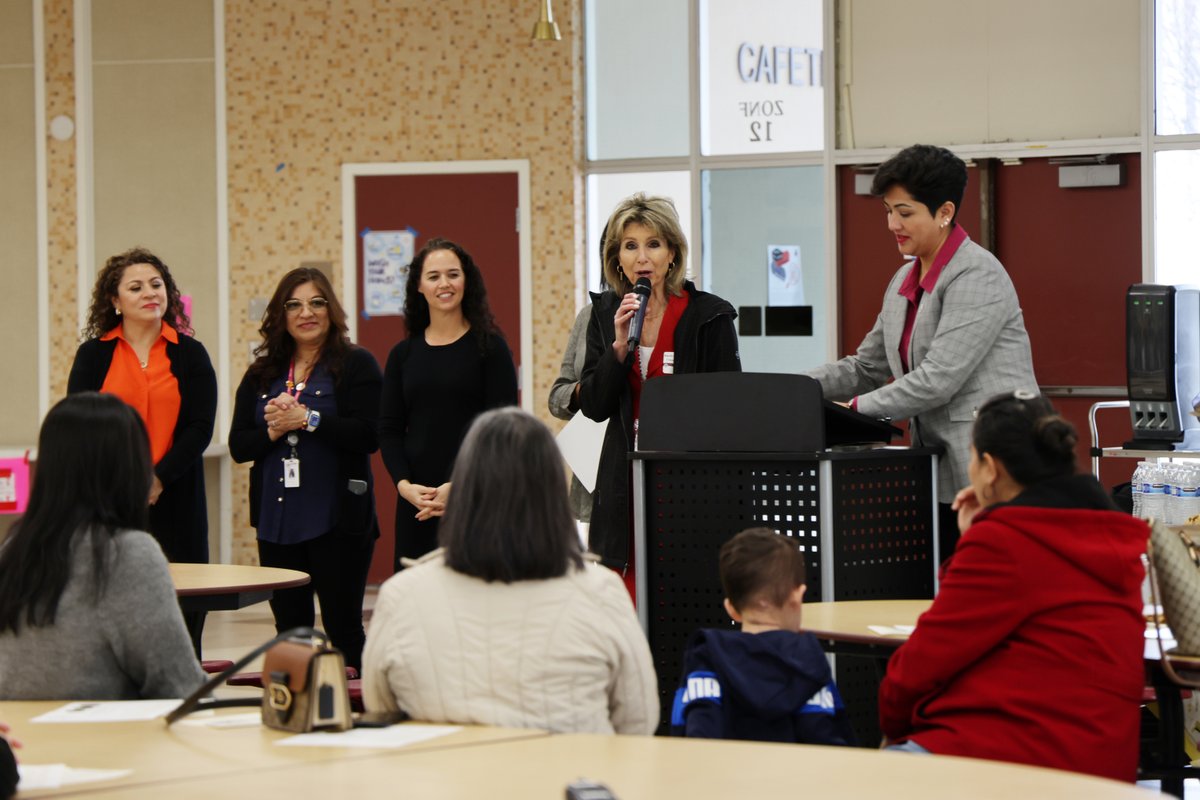 61 individuals with students enrolled at Cordova &amp; Kinney High Schools were celebrated last month for completing a 9-week parent learning series in Spanish. 
The effort between FCUSD and the Parent Institute for Quality Education offered families support for college planning.