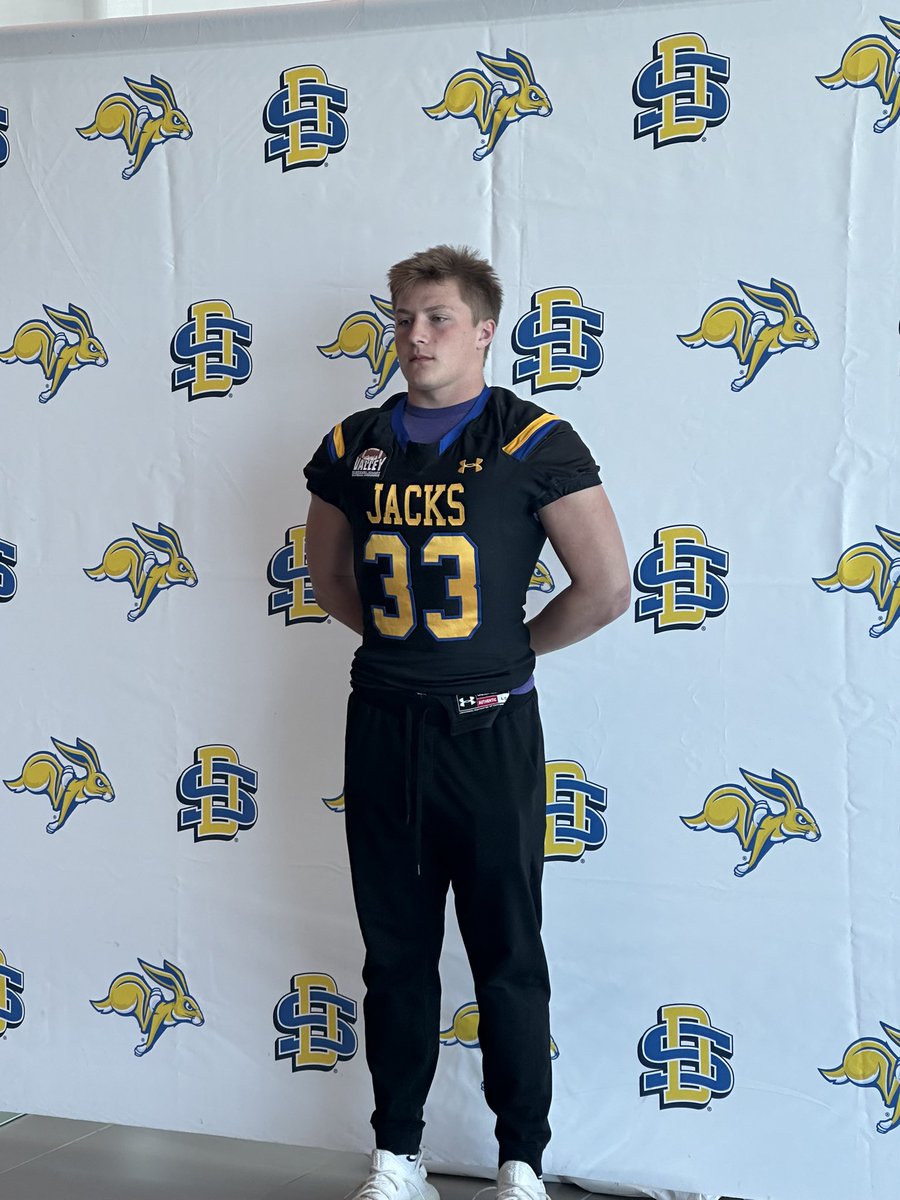 I had a great time at South Dakota State today! Thank you @CoachRRouse for the invite! Looking forward to staying in touch! @sumner_jake @tylerwass @CoachBibbs52 @CoachBobbit @JPRockMO