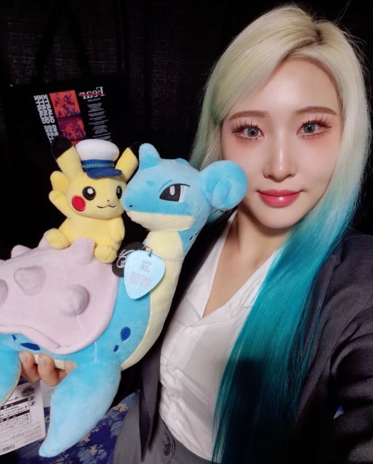 Rollingquartzpr's tweet photo. [#IGHyunjung] Thank you, Anime Detour 2024 🩵

#Animedetour #RollingQuartz #롤링쿼츠 #Diadem 
#다이아뎀 #Hyunjung #Jayoung #Arem #Iree #Yeongeun https://t.co/2eEDINwIRg