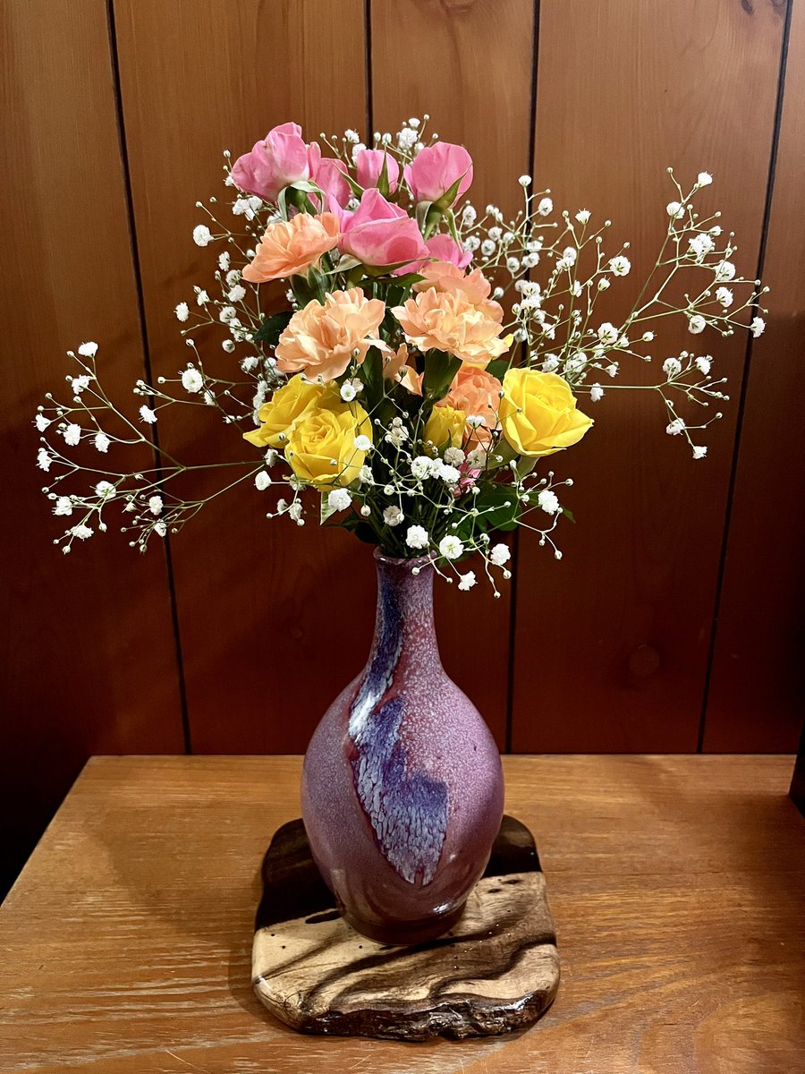 I’ve repurposed a lovely shochu (焼酎) bottle from a recent hanami party as a vase for some color in the entrance of my home. @kanpaiplanet do you know what shochu this was from?