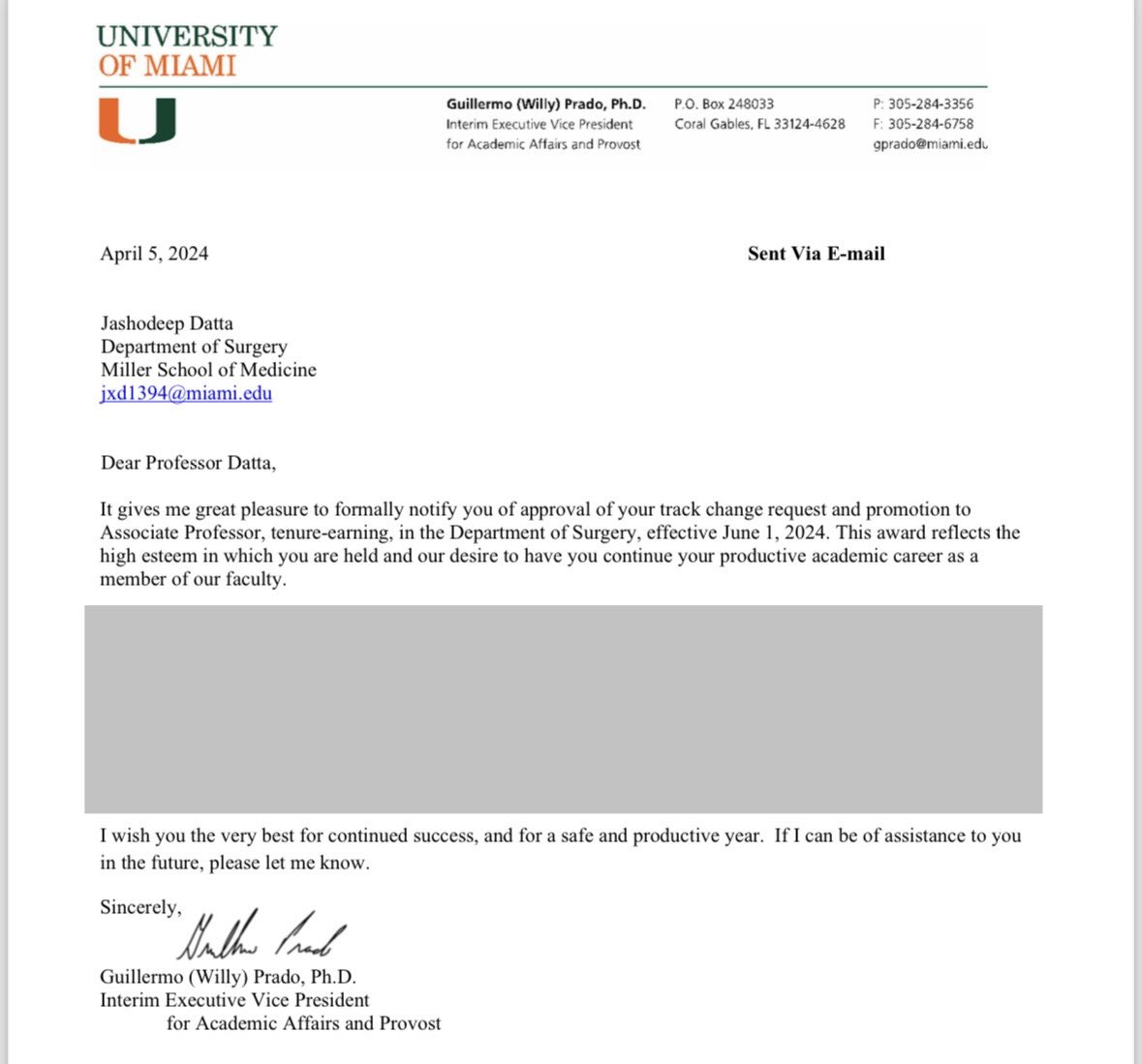 Promoted to Associate Professor of Surgery in Tenure Track! Indebted to so many for this milestone➡️Div Chief @NbmerchantMD, Chair #LarrySands, my 🔪partners, #DattaLab👩‍🔬👨‍🔬, @SylvesterCancer dir @DrSDNimer, Dean @umiamimedicine @HenriFordMD, & my CEO➕much better half @SChoukkar